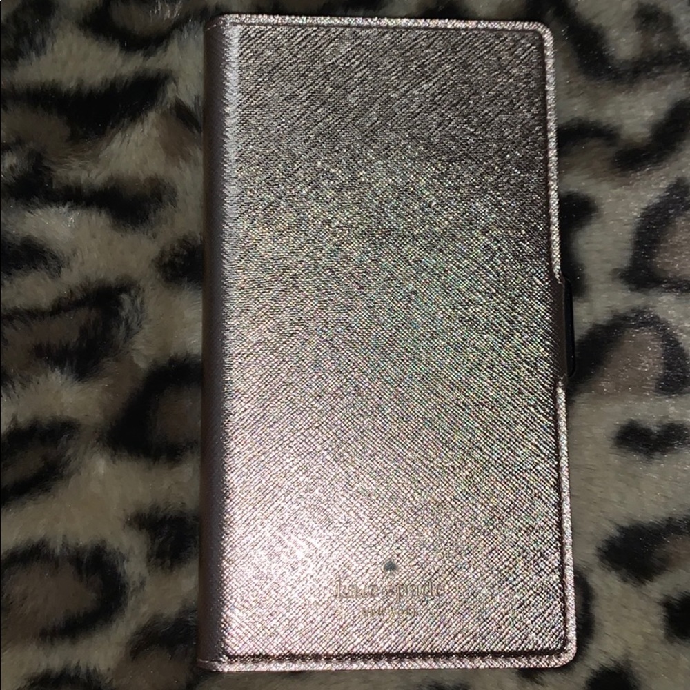 Kate spade xr magnetic wrap foil case